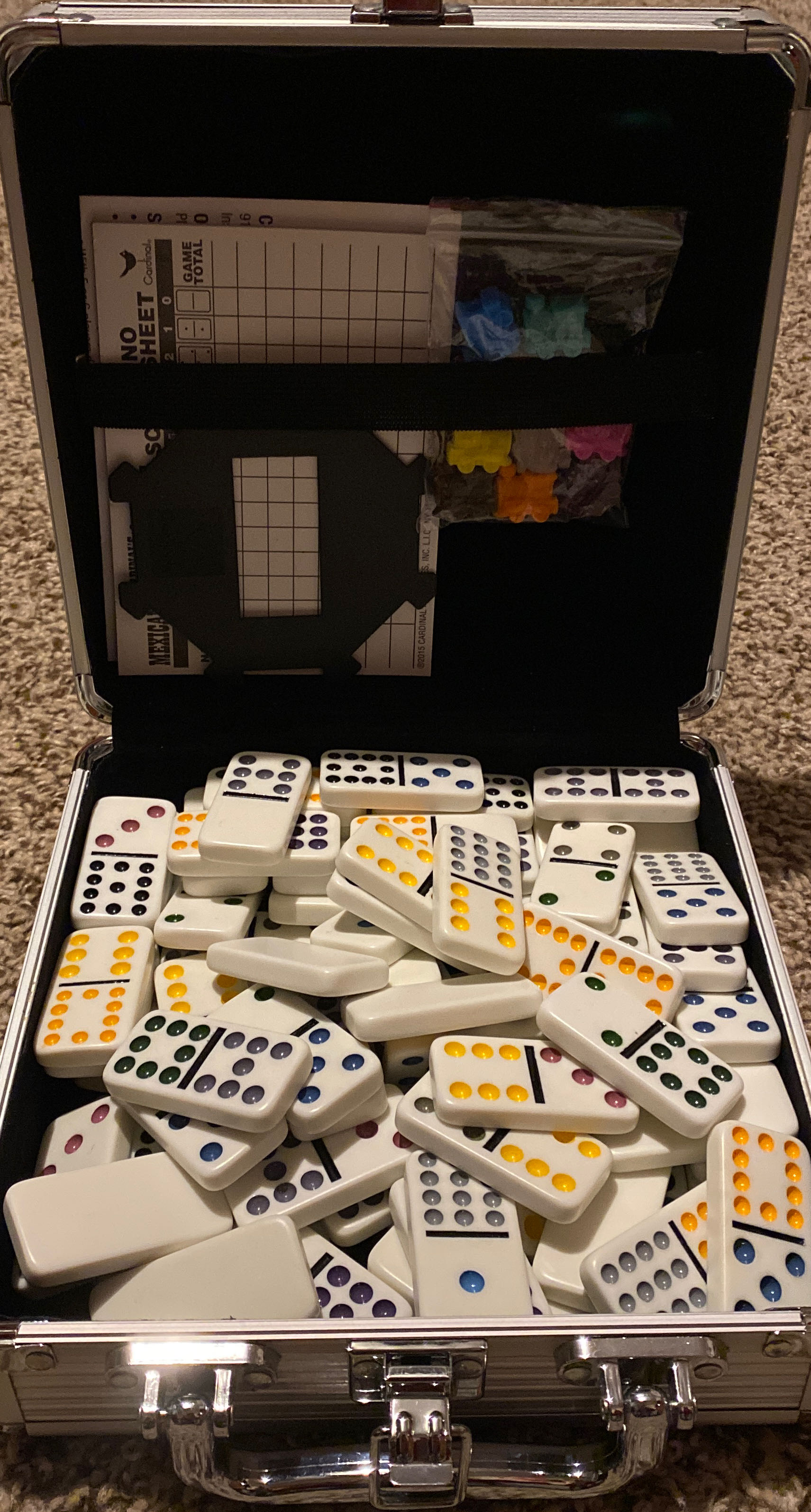 Mexican Train Dominos Bookshelf Ed  (2-8) board game collectible [Barcode 047754896916] - Main Image 2