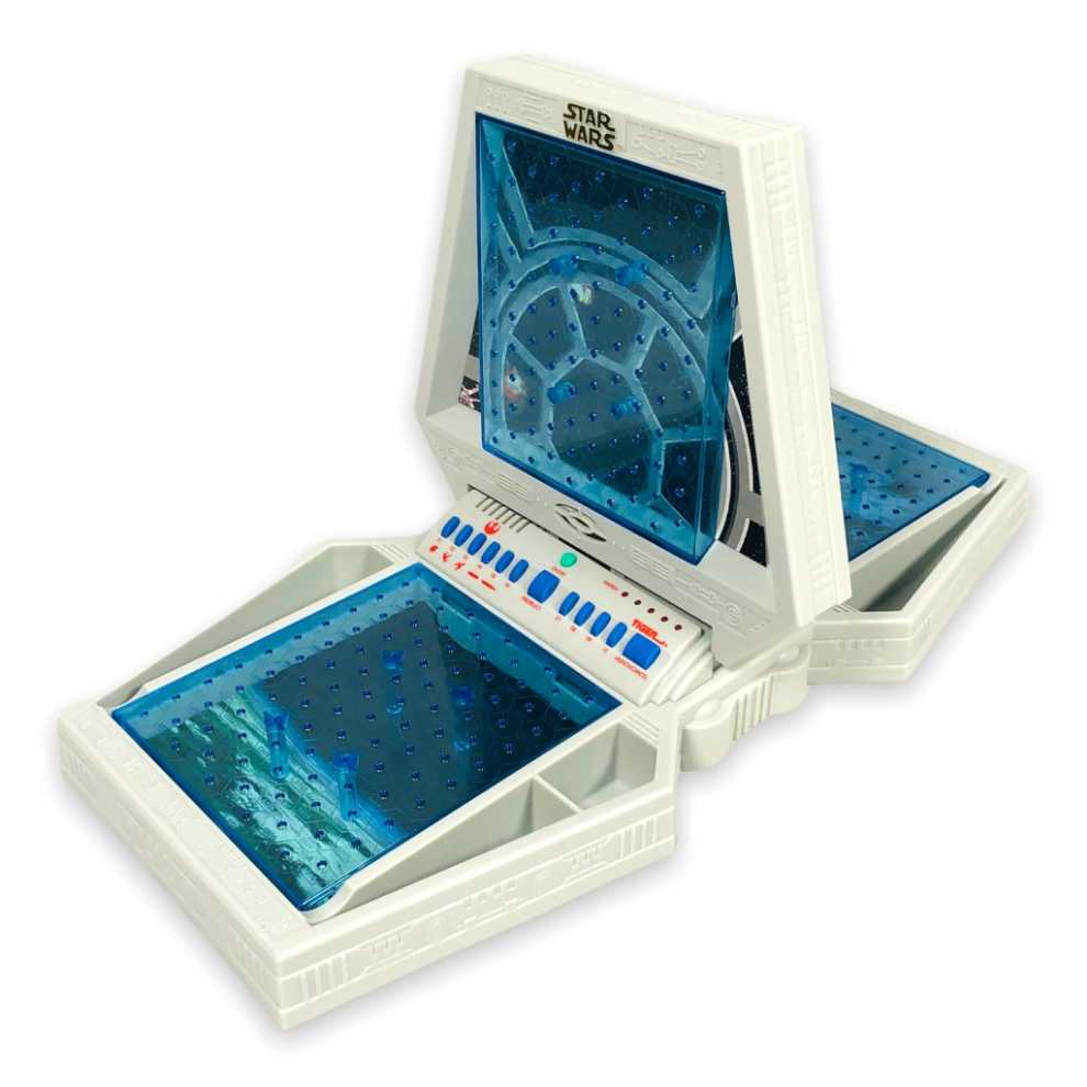 Star Wars Electronic Galactic Battle  (2) board game collectible [Barcode 050626880883] - Main Image 3