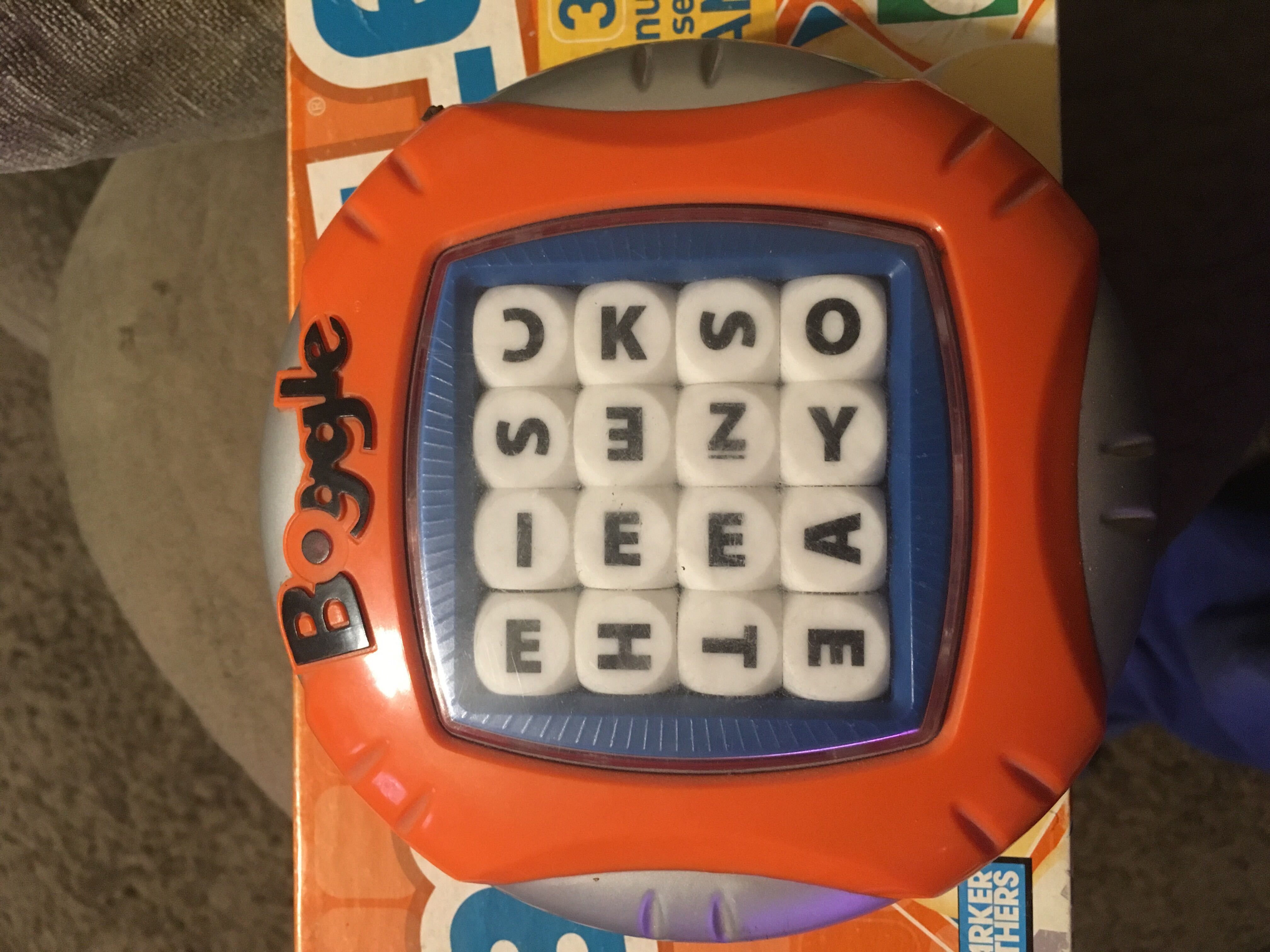 Boggle  (2+) board game collectible [Barcode 073000003845] - Main Image 3