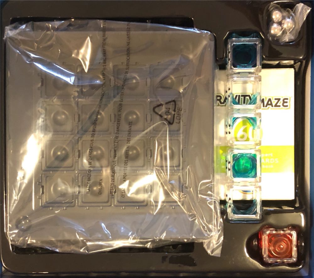 Gravity Maze  (1) board game collectible [Barcode 019275010065] - Main Image 3