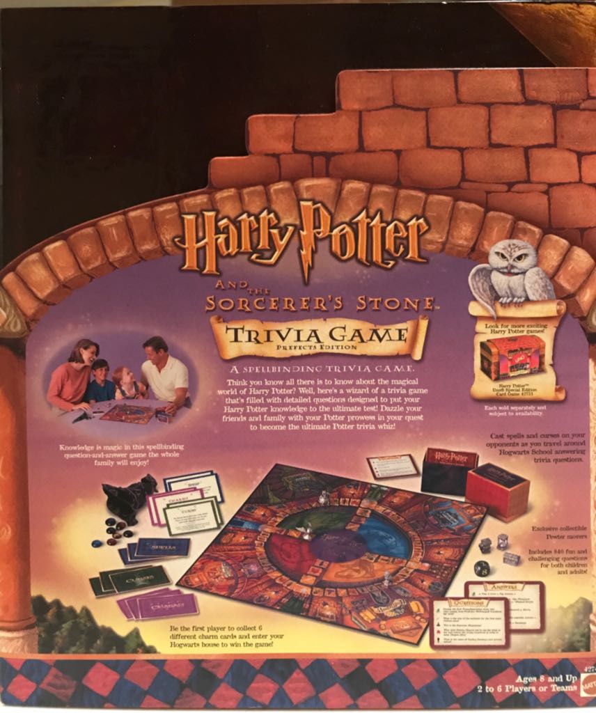 Harry Potter & The Sorcerer’s Stone Trivia Game  (2-6) board game collectible [Barcode 074299427497] - Main Image 2