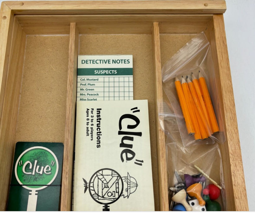 Clue ”clue”  (3-6) board game collectible [Barcode 076930401118] - Main Image 3