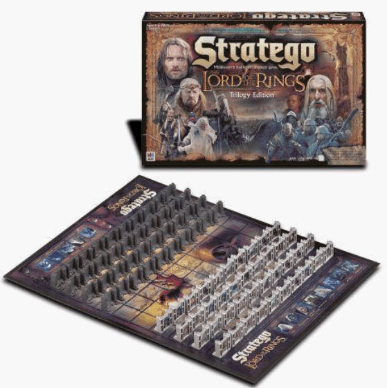 Stratego: Lord of the Rings Trilogy Edition  (2) board game collectible [Barcode 076930420409] - Main Image 3