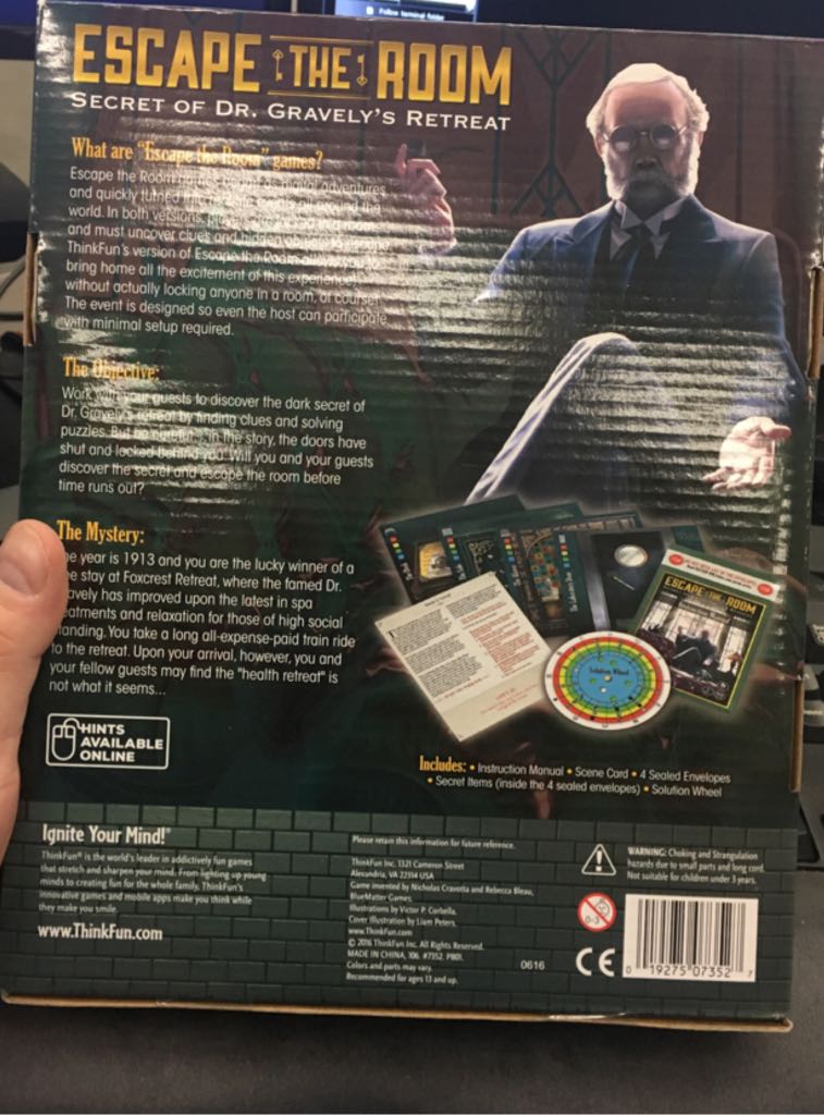 Escape The Room: Secret Of Dr Gravely Retreat   (3-8 Players) board game collectible [Barcode 019275073527] - Main Image 2