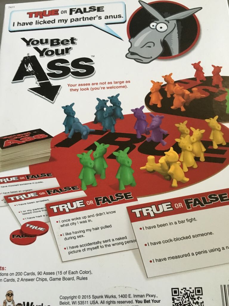 You Bet Your Ass  (3-6) board game collectible [Barcode 093514074117] - Main Image 2