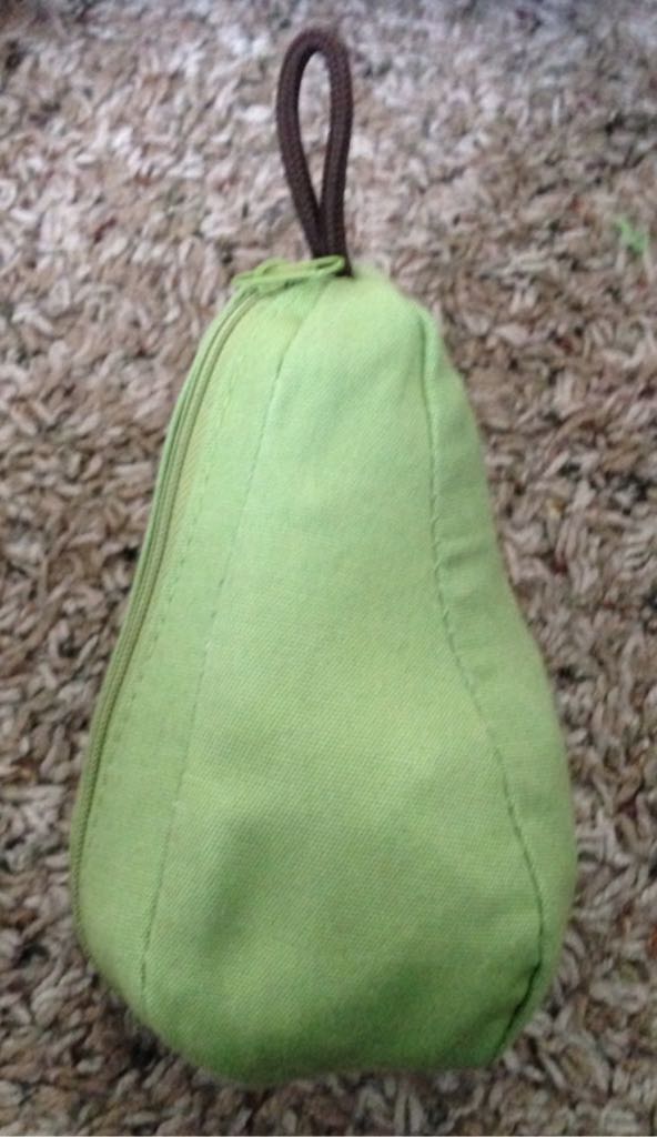 Pairs In Pears   (2-4) board game collectible [Barcode 094922230348] - Main Image 2