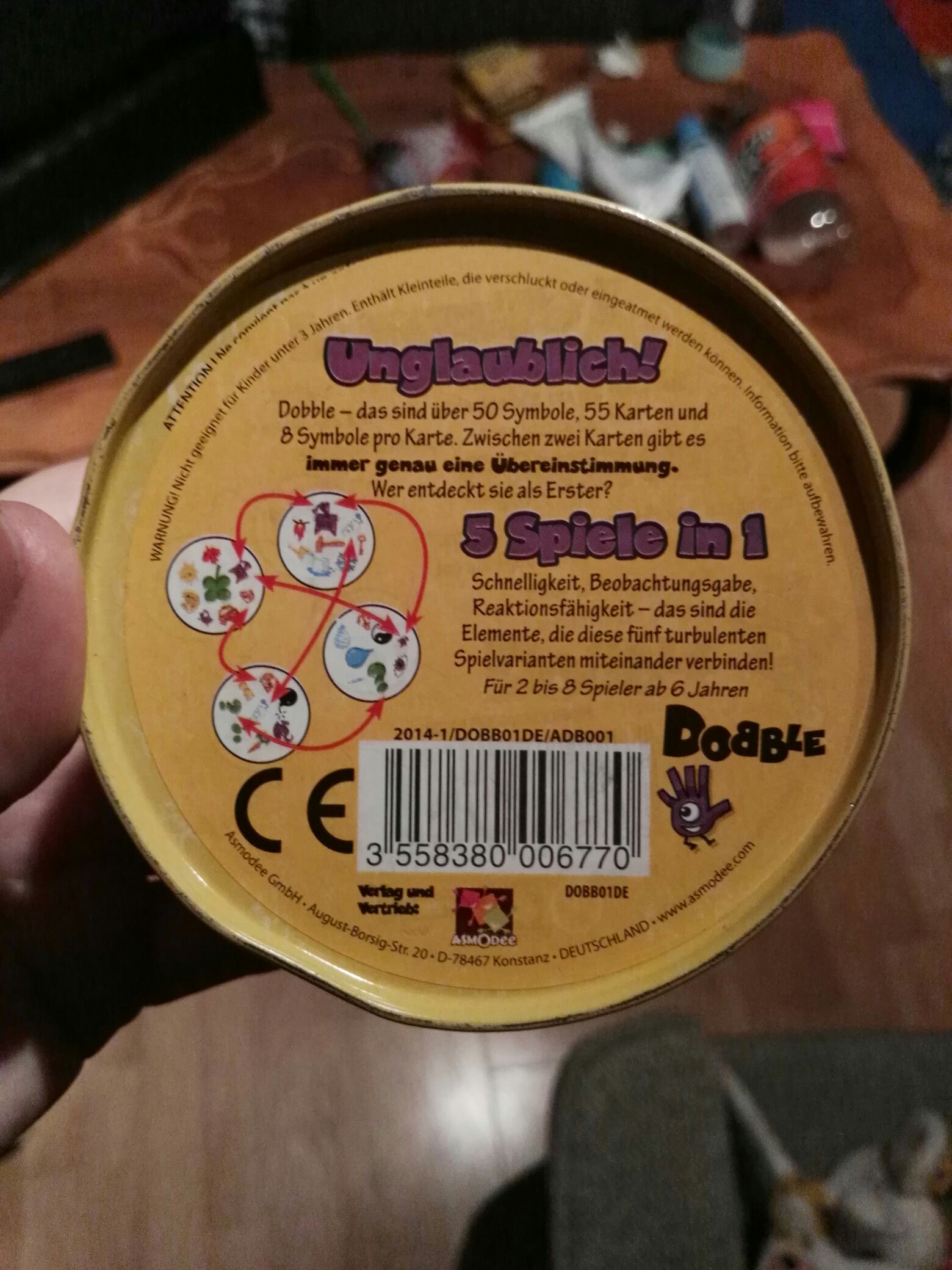 Dobble  (2-8) board game collectible [Barcode 3558380006770] - Main Image 2