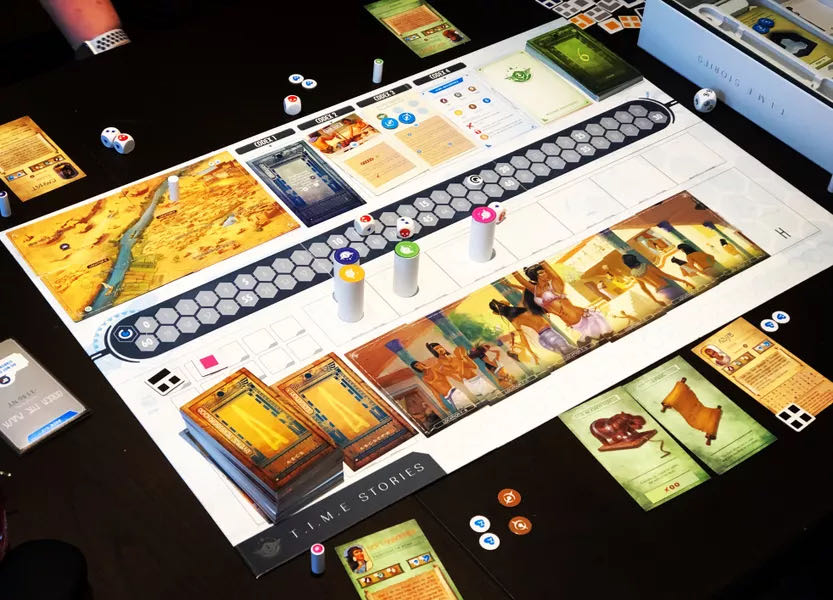 T.I.M.E. Stories 4: Under The Mask  (2-4) board game collectible [Barcode 3558380035954] - Main Image 4