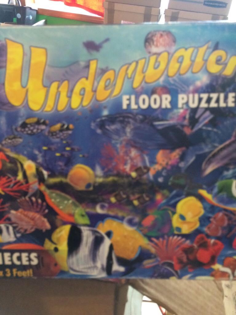 Underwater Floor Puzzle  board game collectible [Barcode 000772904278] - Main Image 1