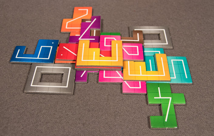 NMBR 9  (1-4) board game collectible [Barcode 4011898041712] - Main Image 3