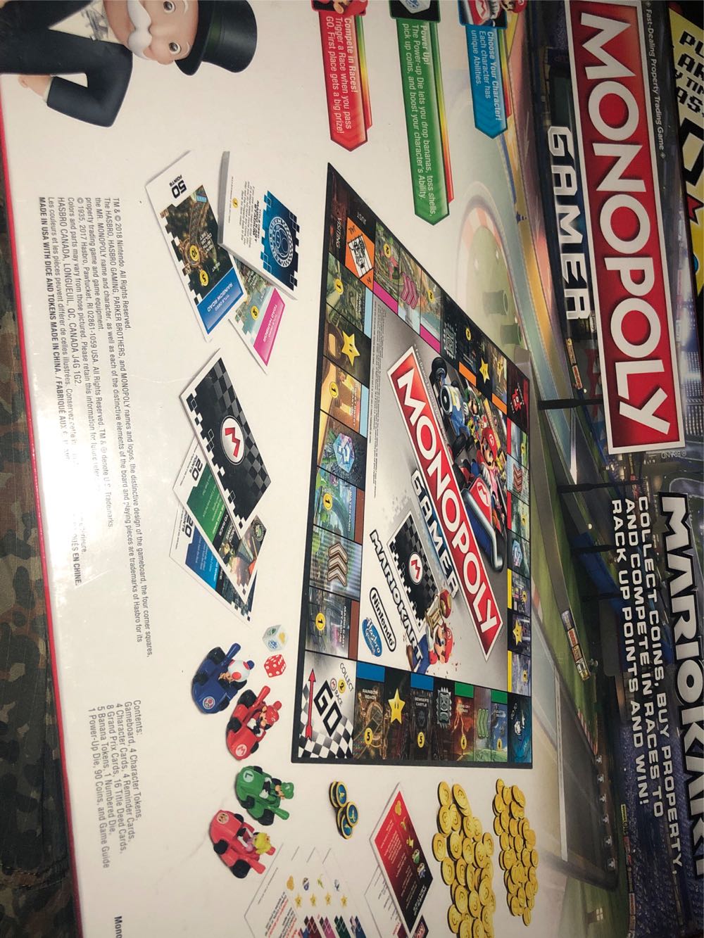 Gamer: Mario Kart Monopoly  (2-4) board game collectible [Barcode 5010993389643] - Main Image 2
