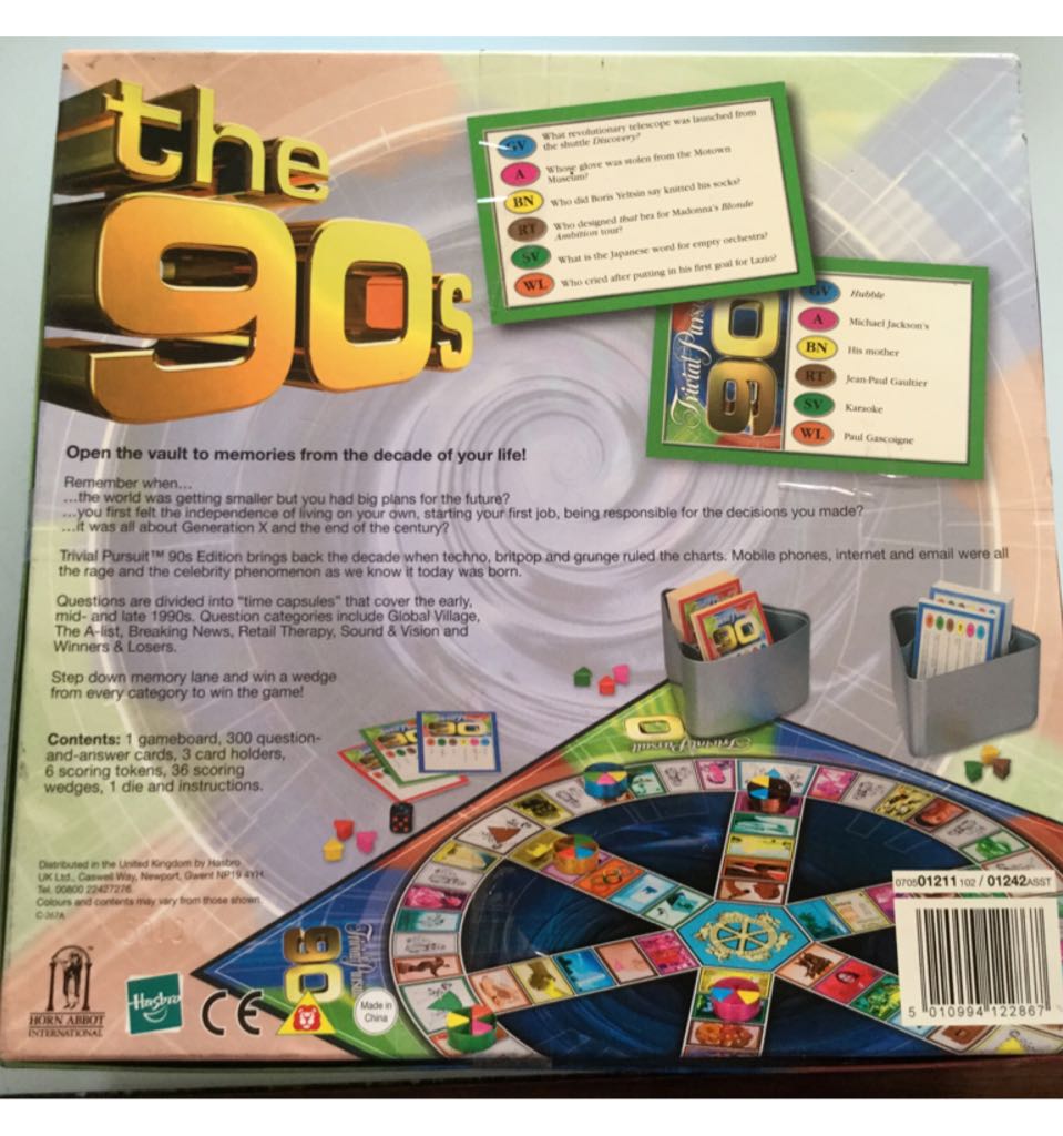 Trivial Pursuit 1990 s Edition  board game collectible [Barcode 5010994122867] - Main Image 2
