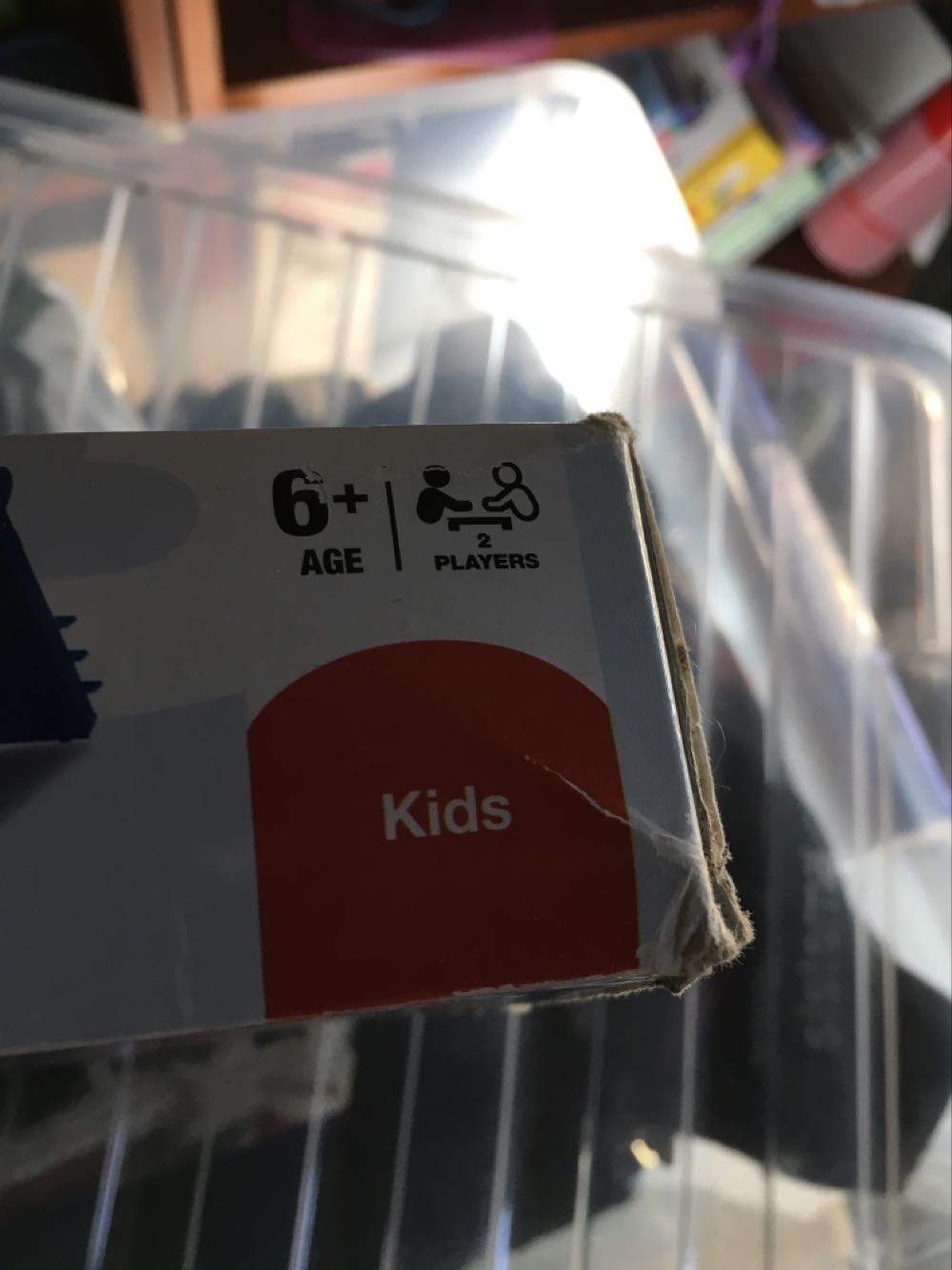 GUESS WHO EXTRA ELECTRONIC BOARD GAME MB GAMES 2012 AGE 6+BOX  (2) board game collectible [Barcode 5010994292874] - Main Image 3