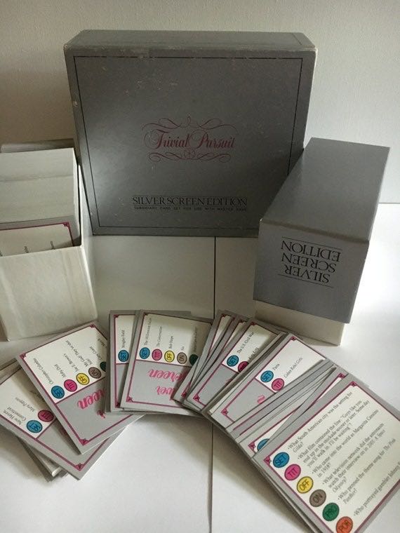 Trivial Pursuit: Silver Screen Edition  (2-24) board game collectible [Barcode 025235000083] - Main Image 3