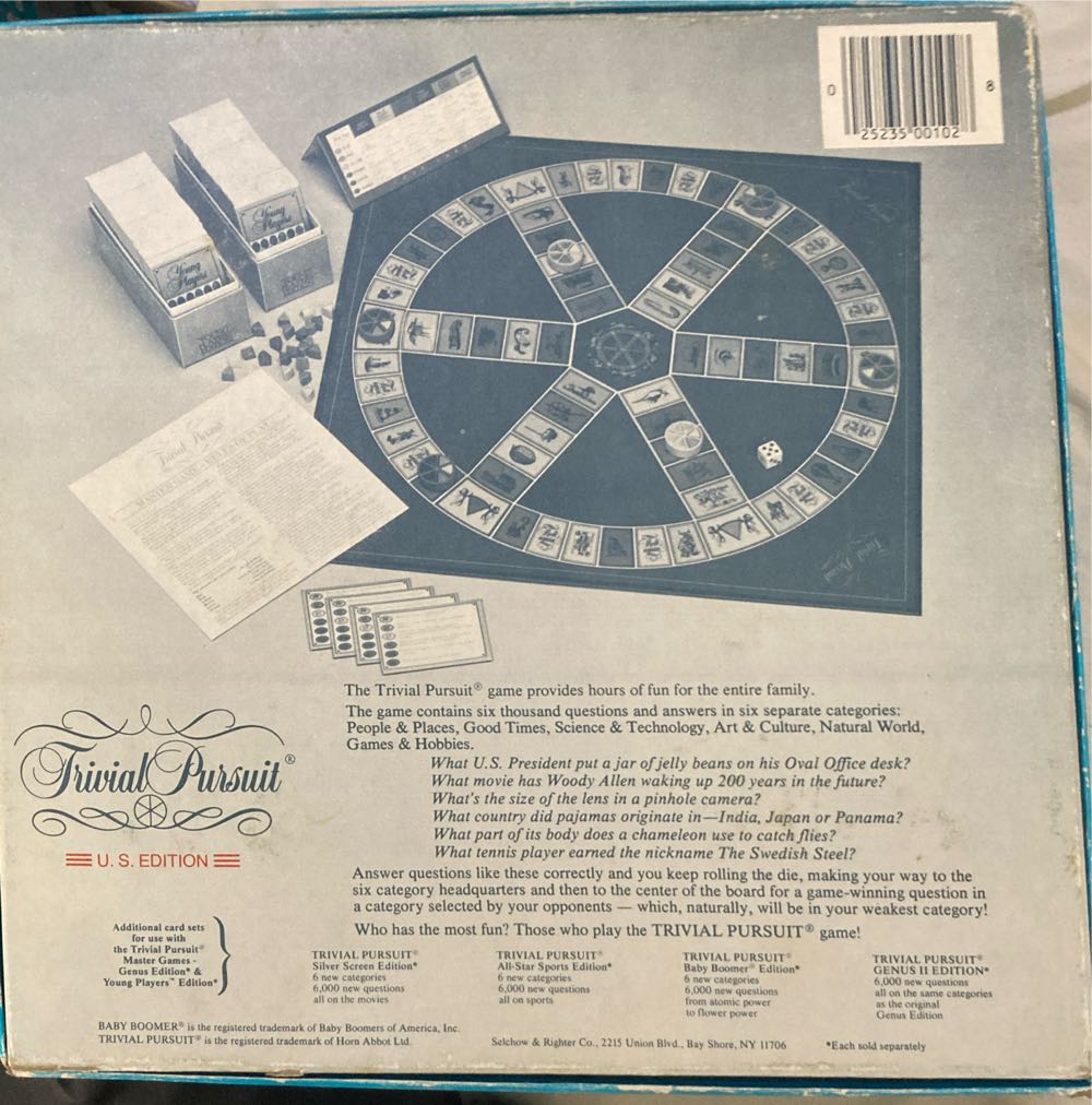 Trivial Pursuit: Young Players Edition  (2-24) board game collectible [Barcode 025235001028] - Main Image 2