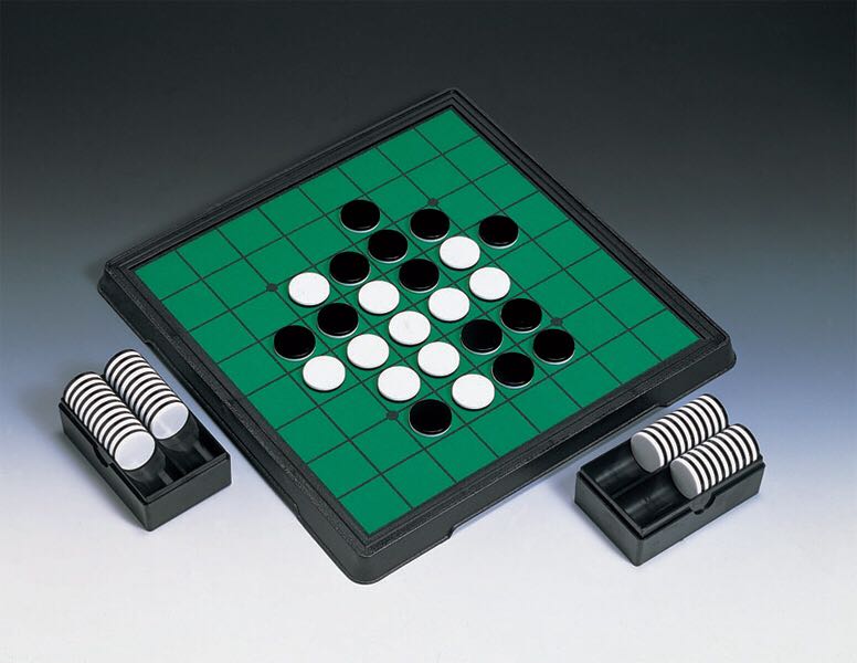 Othello  (2) board game collectible [Barcode 5011363525517] - Main Image 2