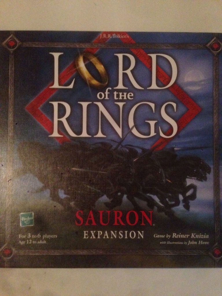 Monopoly Marvel Universe.