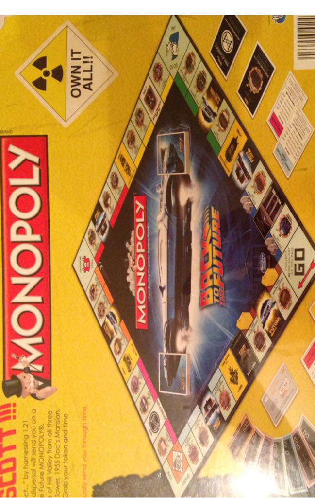 BACK TO THE FUTURE TRILOGY  board game collectible [Barcode 5036905024341] - Main Image 2