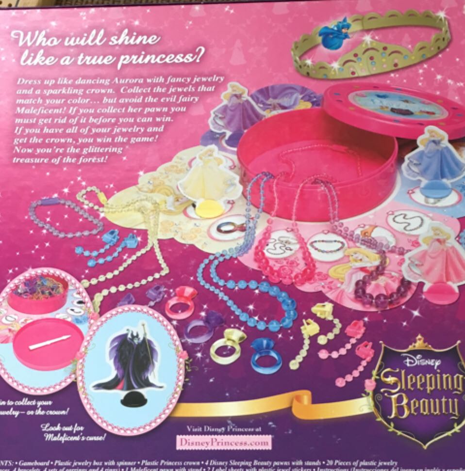 Pretty Pretty Princess  (2-4) board game collectible [Barcode 653569334262] - Main Image 2