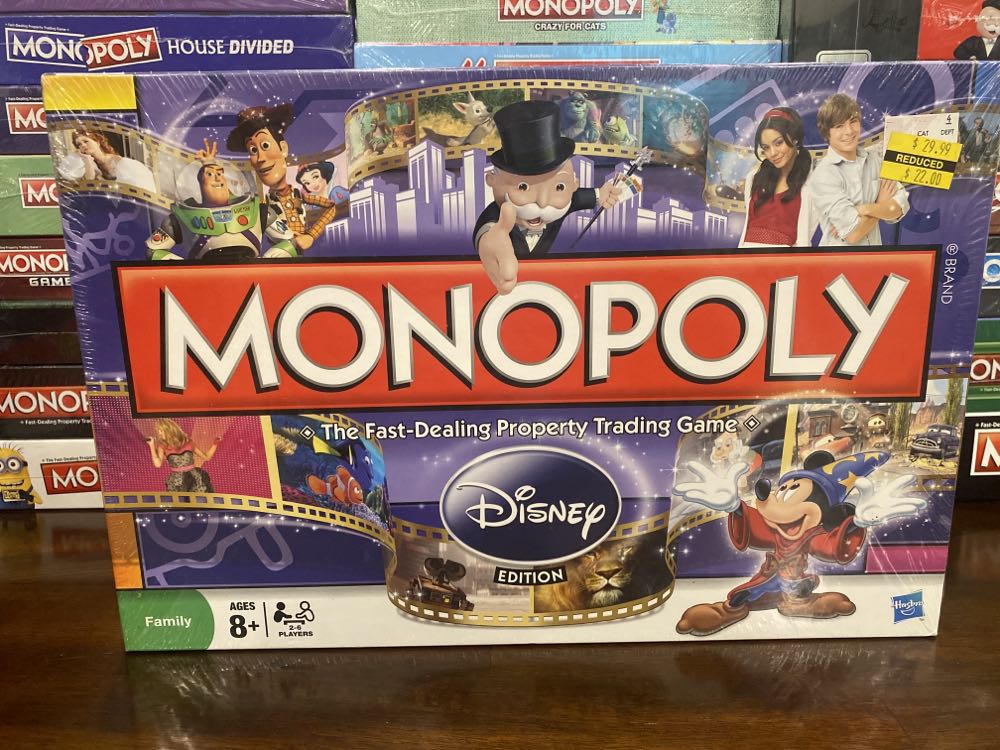 Monopoly Disney Edition   (2-6) board game collectible [Barcode 653569410874] - Main Image 2