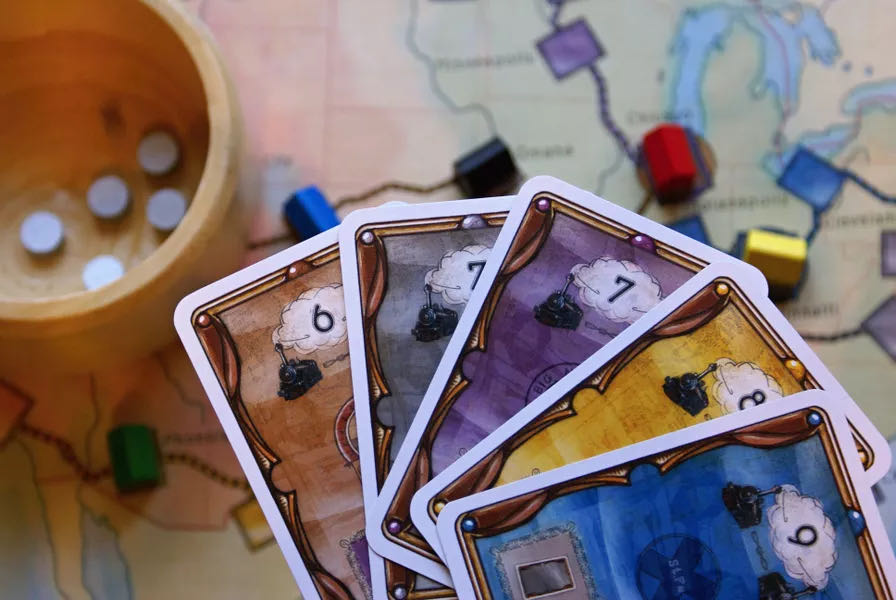 Mogul  (3-5) board game collectible [Barcode 655132003315] - Main Image 4