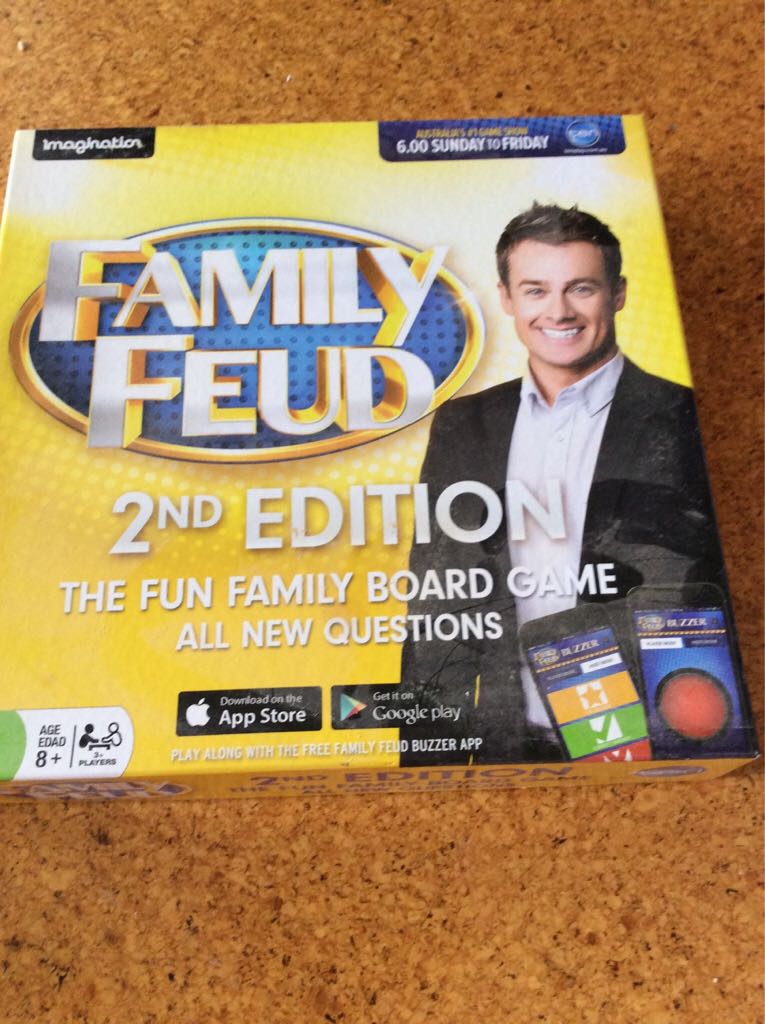 Family Feud: 2nd Edition  (3+) board game collectible [Barcode 669165001064] - Main Image 1