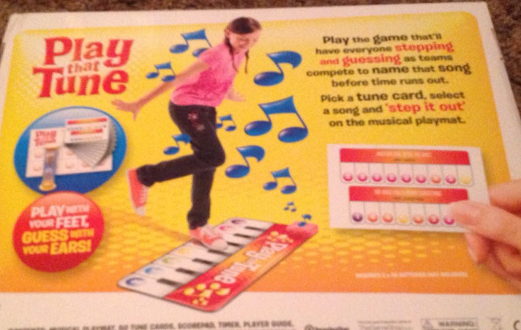 Play That Tune  (4-40) board game collectible [Barcode 669165006847] - Main Image 2