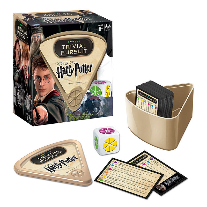 Trivial Pursuit: Harry Potter  (2) board game collectible [Barcode 700304046703] - Main Image 3