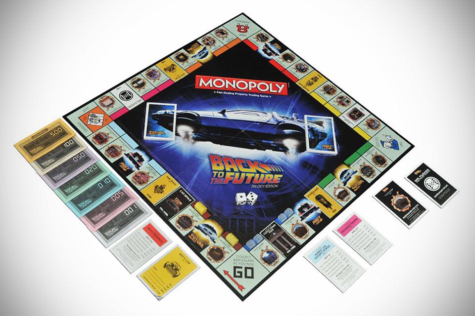Monopoly Back to the Future   (2-6) board game collectible [Barcode 700304046741] - Main Image 2