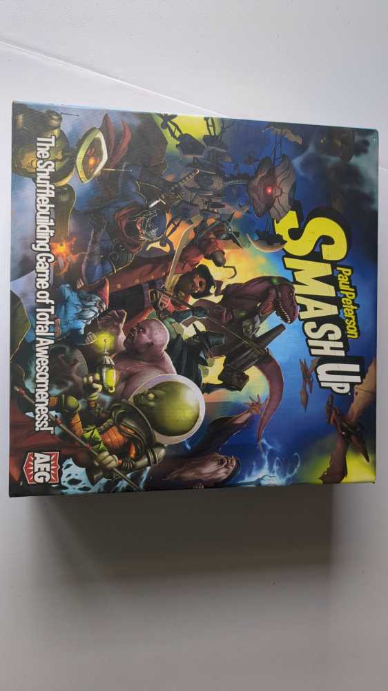 Smash Up  (2-4) board game collectible [Barcode 729220055019] - Main Image 3