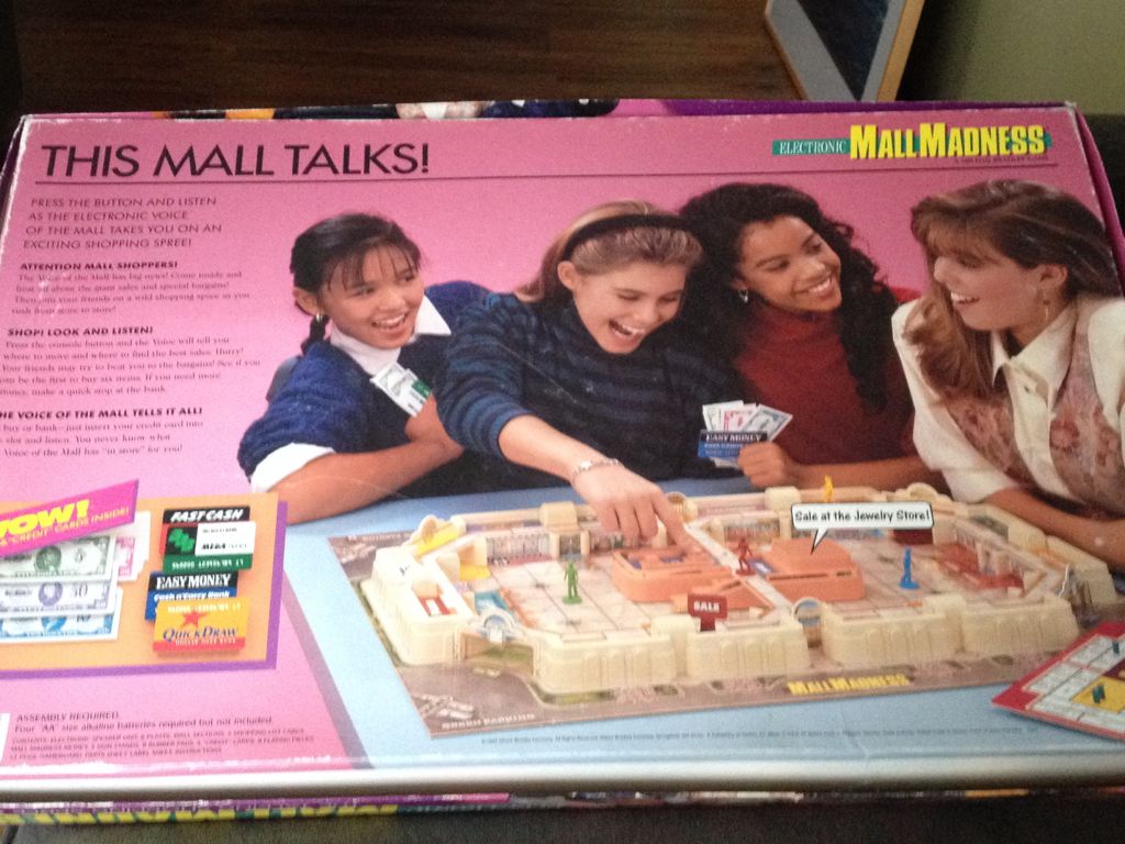Mall Madness  (2-4) board game collectible [Barcode 032244040474] - Main Image 2