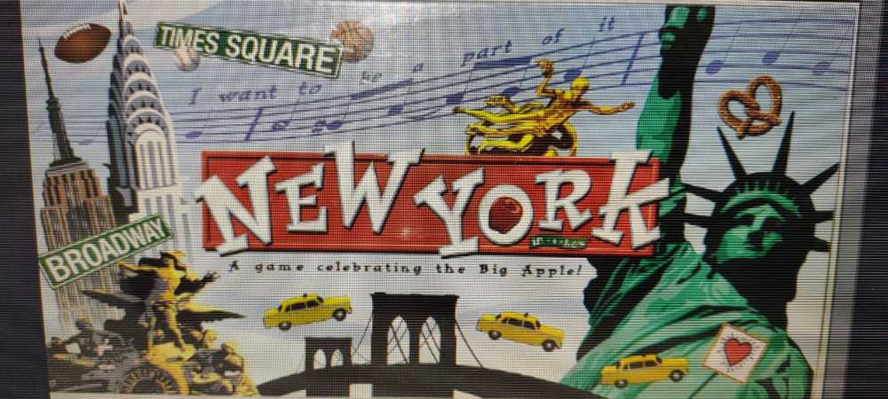 New York In A Box  board game collectible [Barcode 730799001086] - Main Image 2