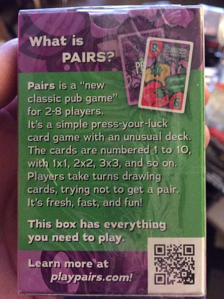 Pairs: A New Classic Pub Game  (2-8) board game collectible [Barcode 823464002089] - Main Image 2