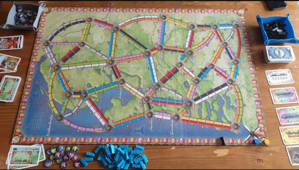 Ticket To Ride: Map 4- Nederland  (2-5) board game collectible [Barcode 824962877766] - Main Image 4