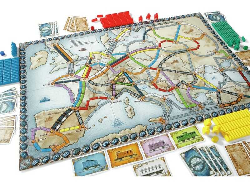 Les Aventurier du Rail Europe  (2-5) board game collectible [Barcode 824968717820] - Main Image 3