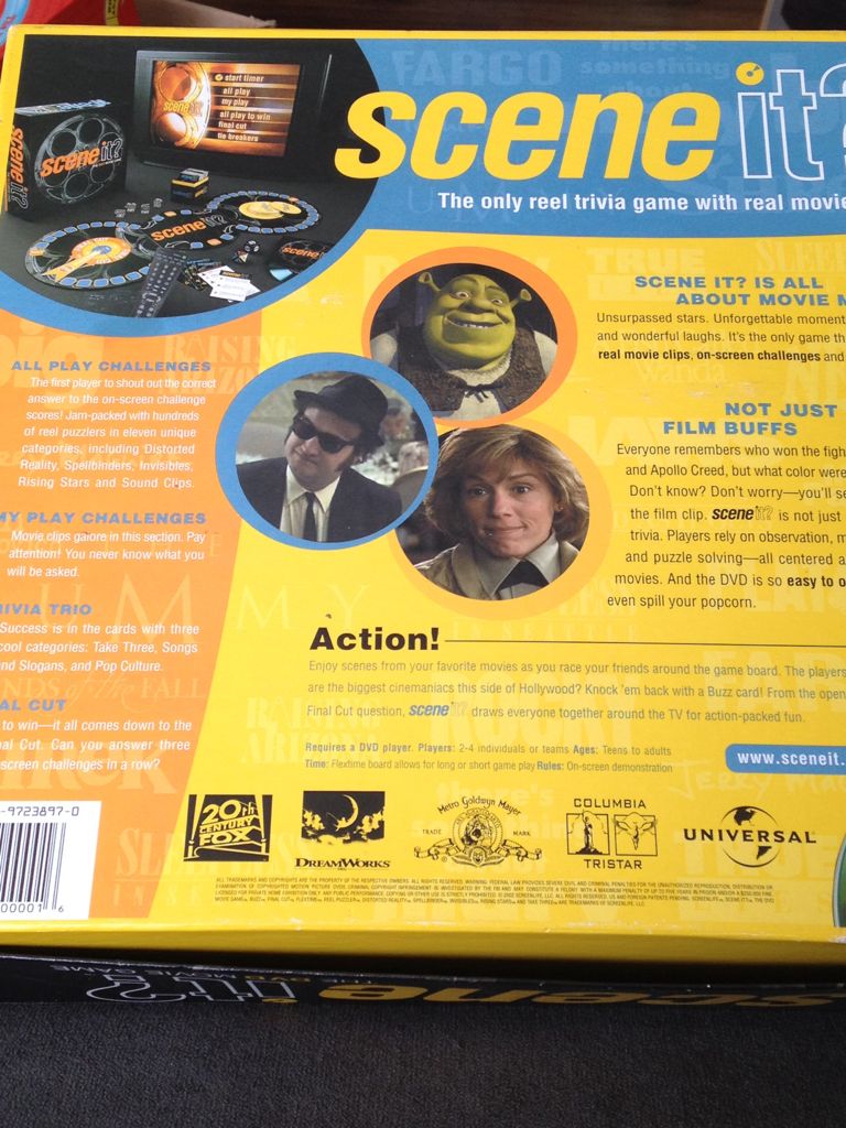 Scene It?  (2-4) board game collectible [Barcode 852877000016] - Main Image 2