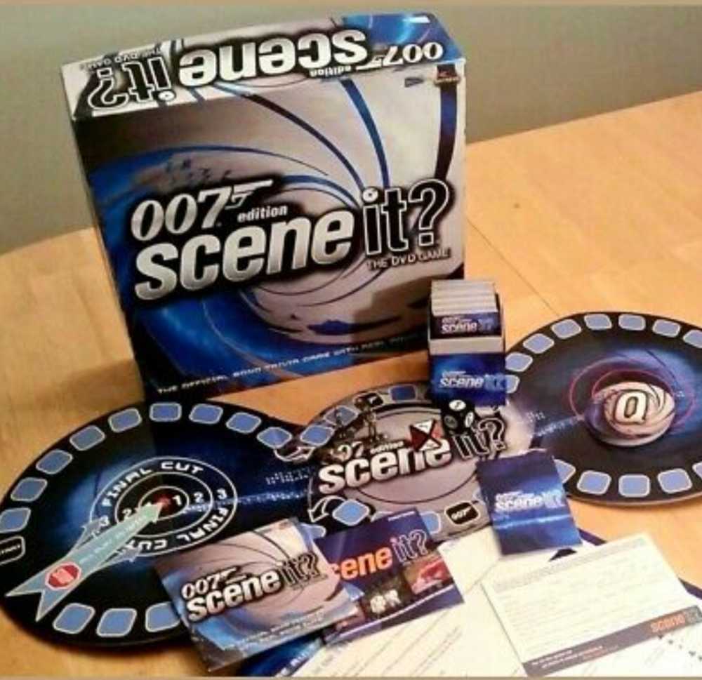 Scene it? 007 Edition James Bond  (2 -4) board game collectible [Barcode 852877000405] - Main Image 4