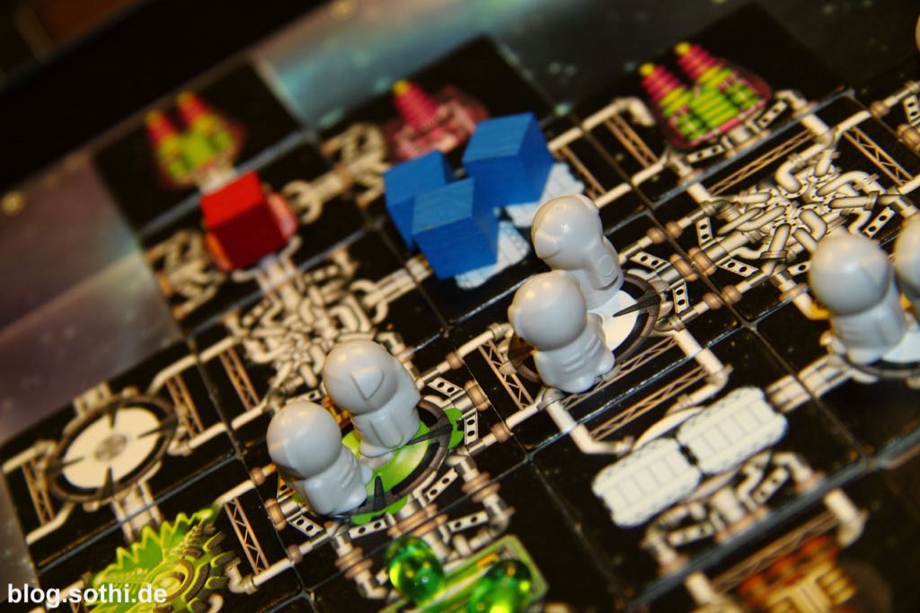 Galaxy Trucker  (2-4) board game collectible [Barcode 8594156310011] - Main Image 2