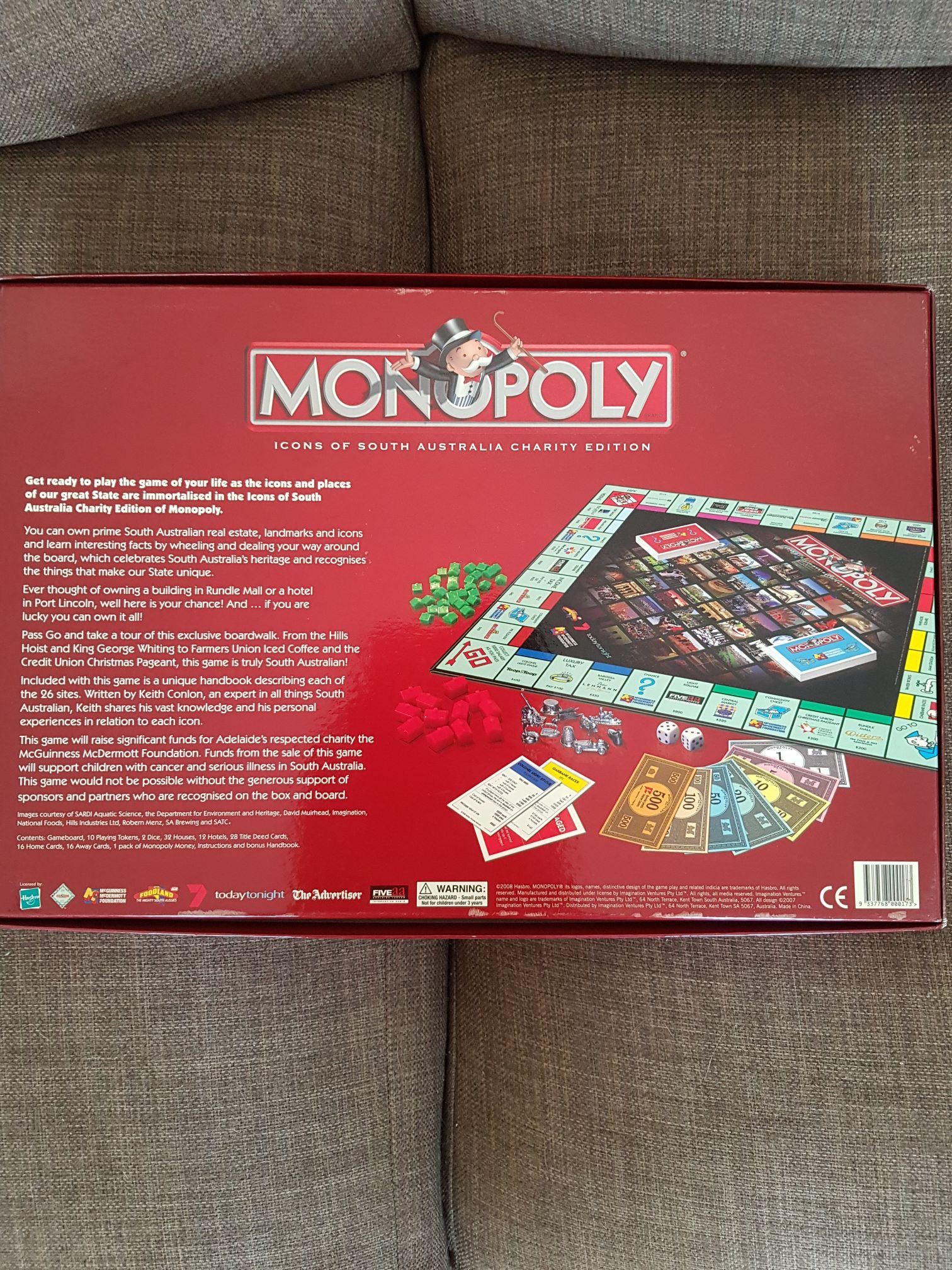 Icons of South Australia Monopoly   (2-8) board game collectible [Barcode 9337768000173] - Main Image 2