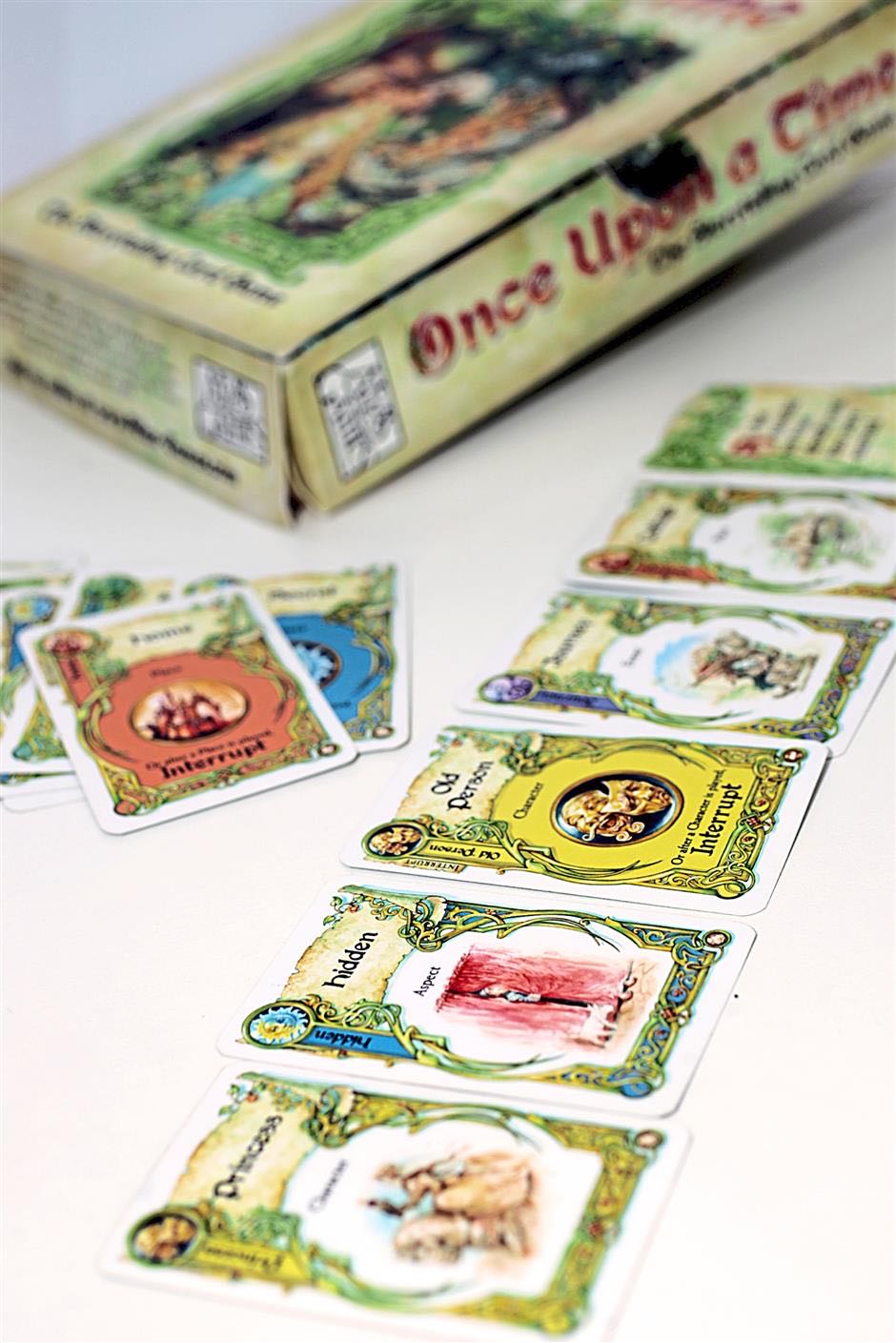 Once Upon A Time  (2-6) board game collectible [Barcode 978158978130] - Main Image 4