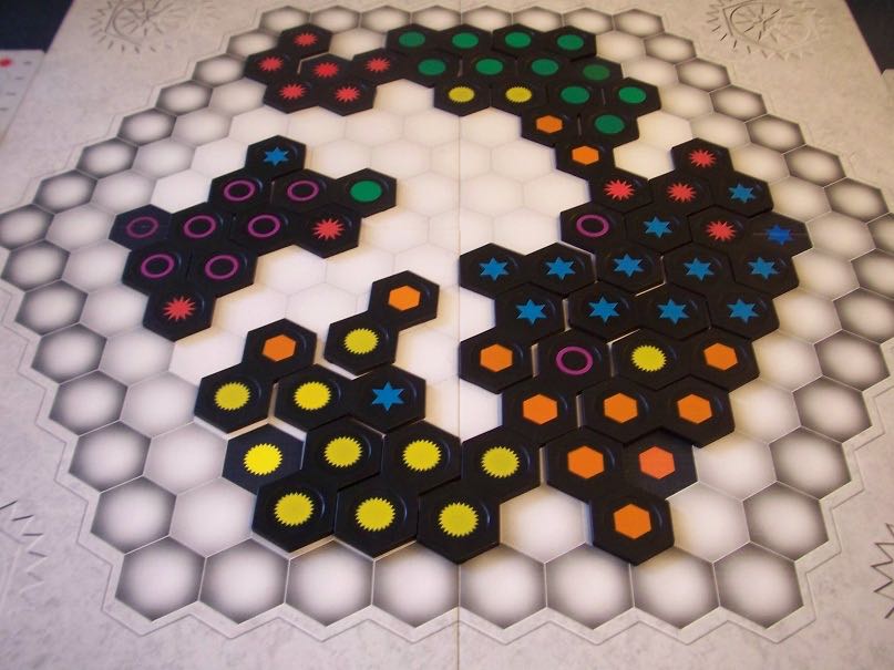 Ingenious  (1-4) board game collectible [Barcode 9781589942233] - Main Image 2
