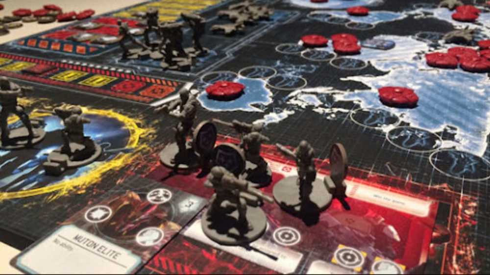 XCOM : The Board Game  (1-4) board game collectible [Barcode 9781616619688] - Main Image 4