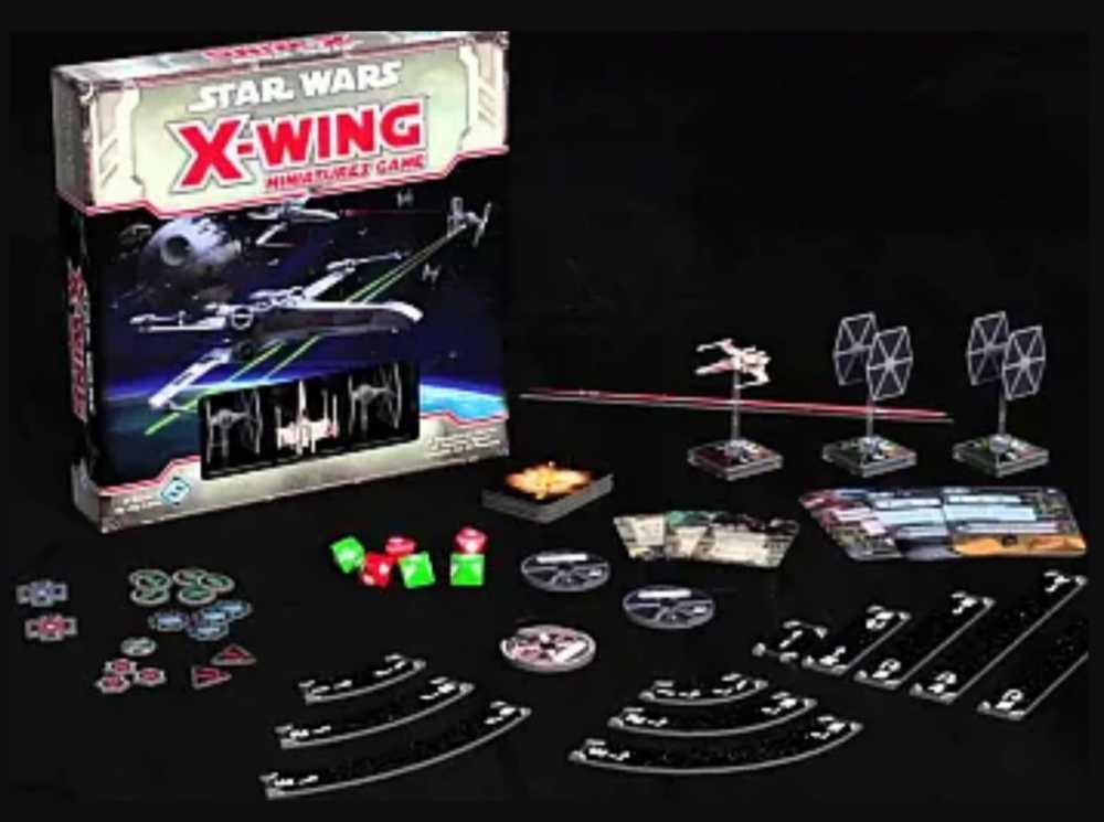 Star Wars X-Wing (2) board game collectible - Main Image 3