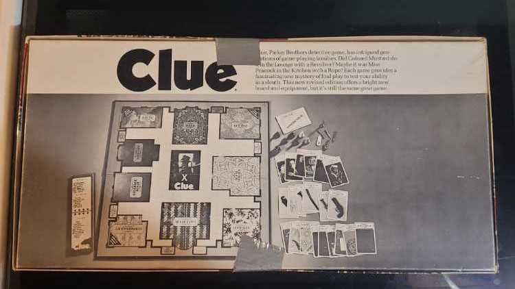 Clue  (3-6) board game collectible - Main Image 2