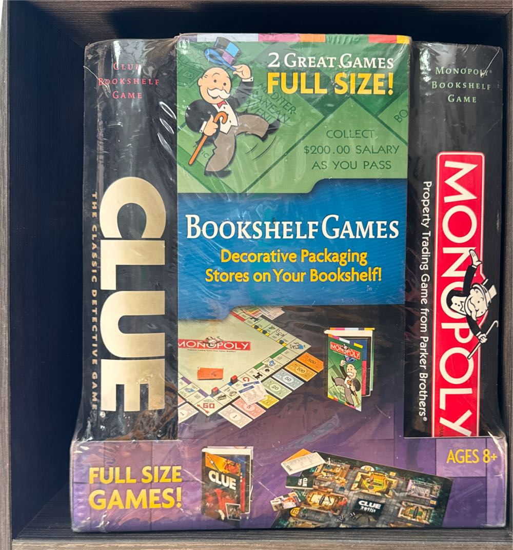 Bookshelf Games Monopoly Clue  board game collectible [Barcode 653569367857] - Main Image 2