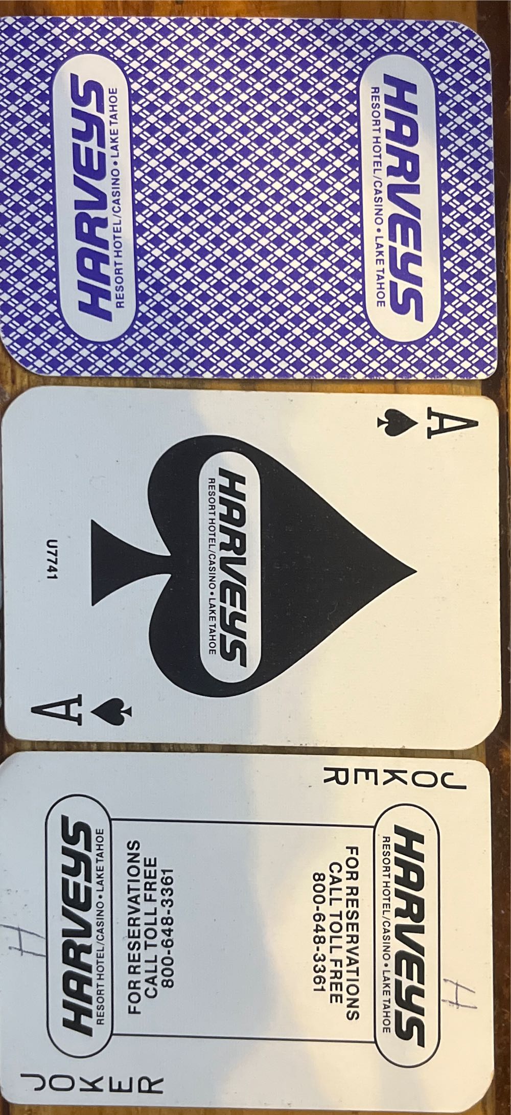 Harveys Resort Hotel Casino Lake Tahoe Aristocrat Purple  board game collectible - Main Image 2