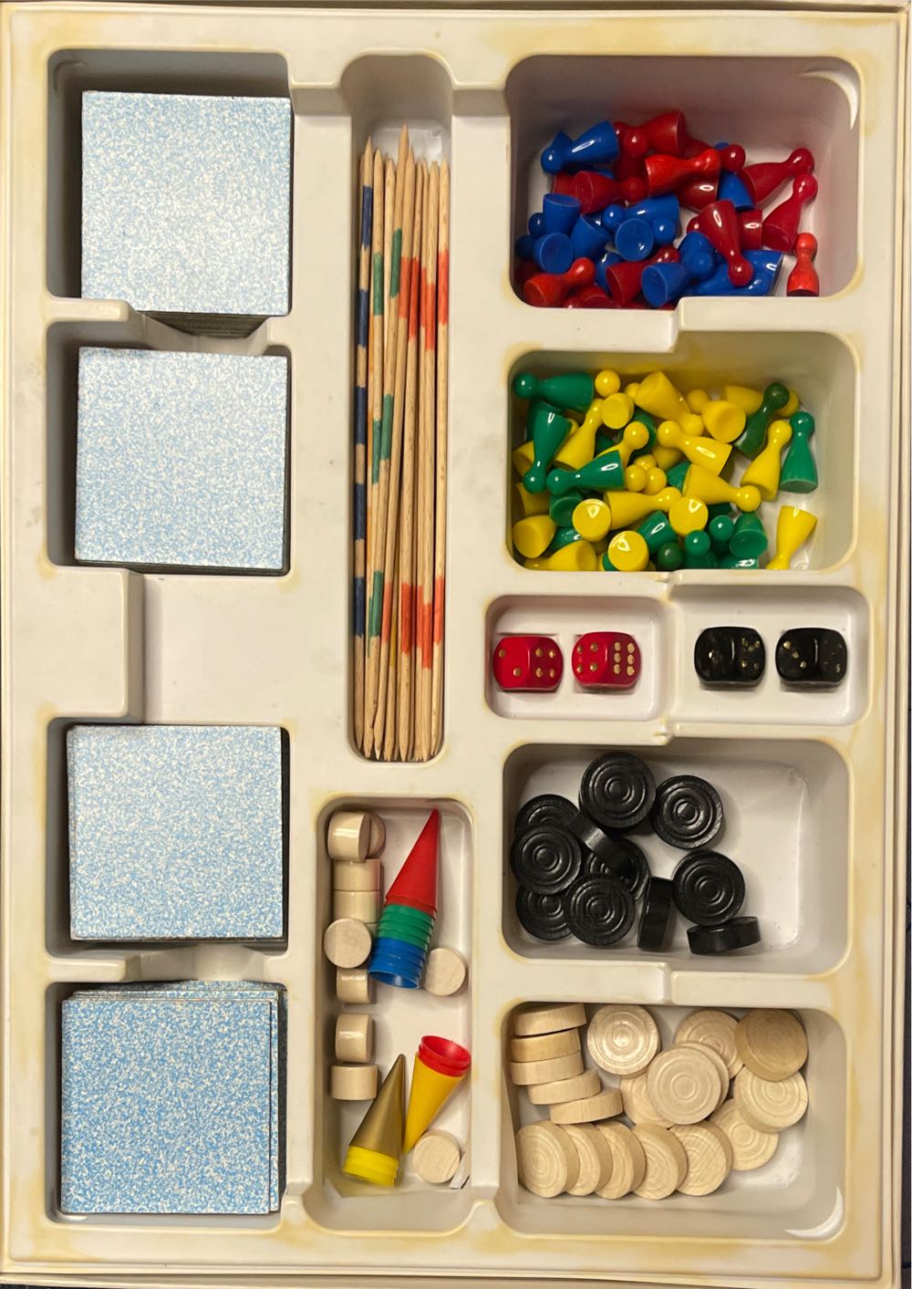 Familienspiele  (2-6) board game collectible - Main Image 2