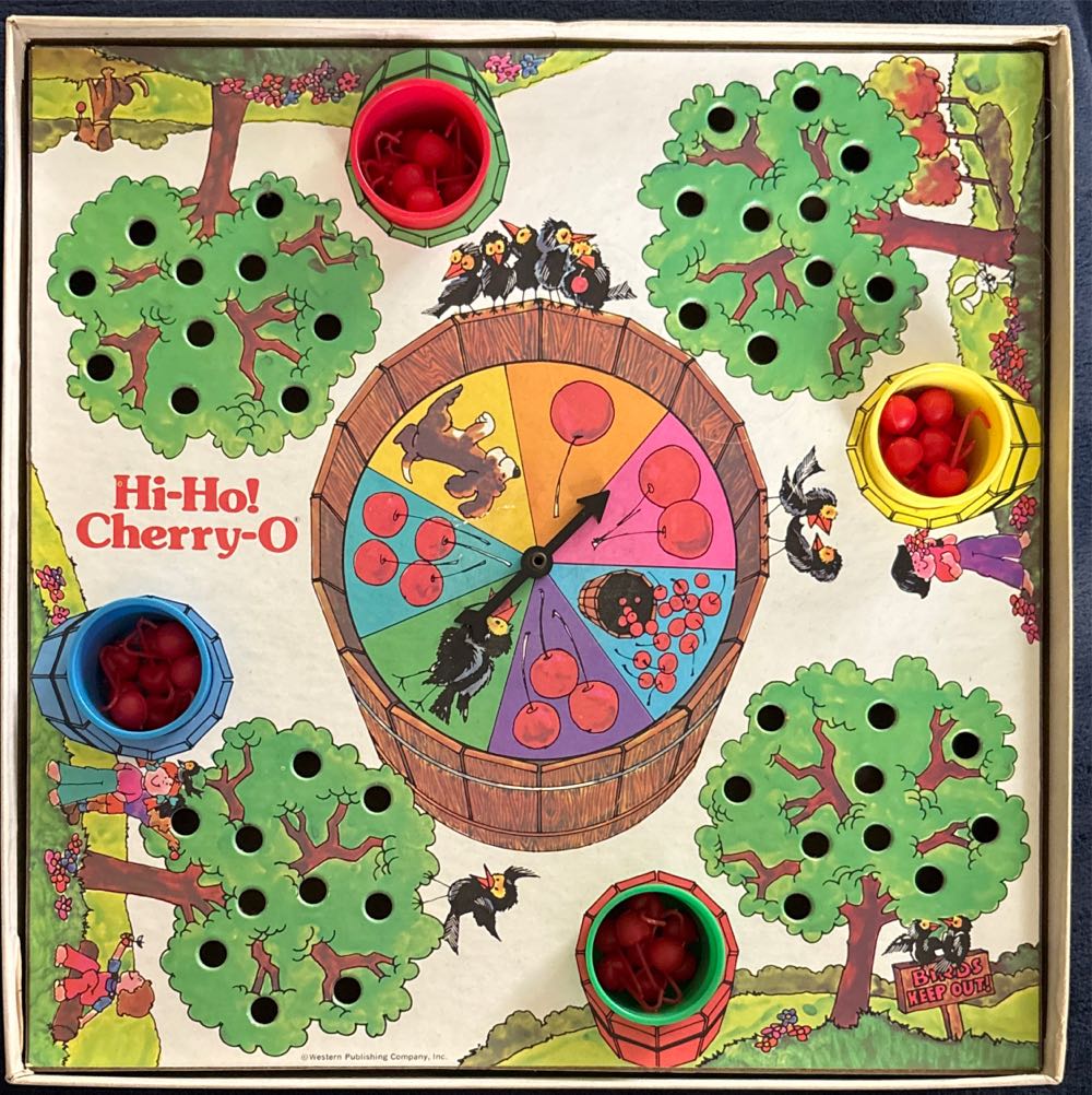 Hi-Ho! Cherry-O  (4) board game collectible - Main Image 2