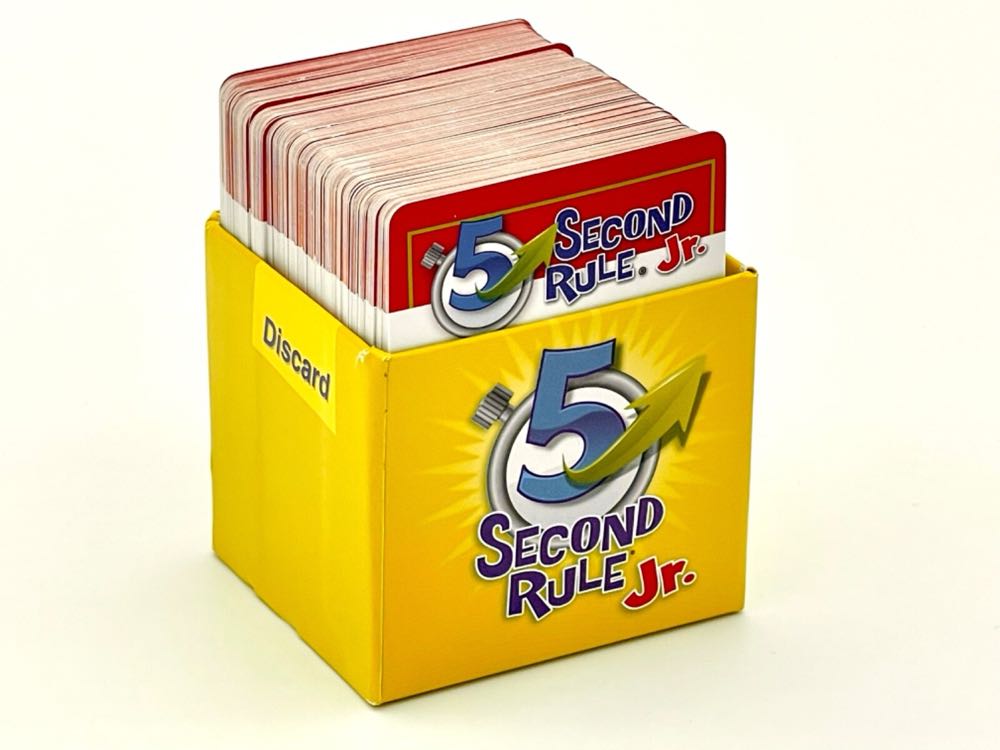 5-Second Rule Jr. (*2/3–6/+* players | 6+ | *5–20 min.)  (3–6) board game collectible - Main Image 4