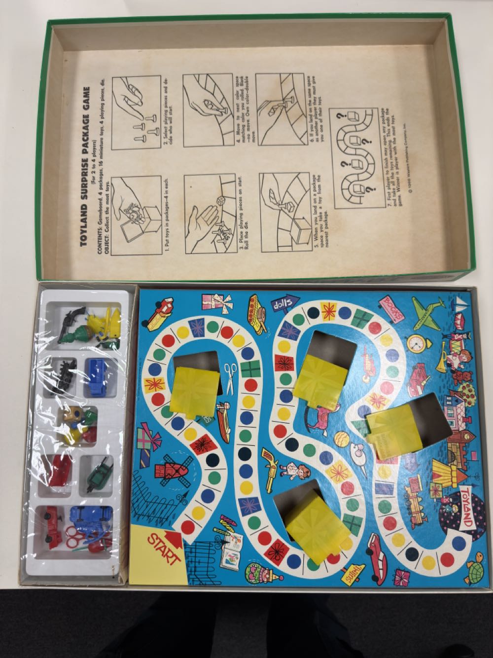 Toyland Surprise Game  board game collectible - Main Image 2